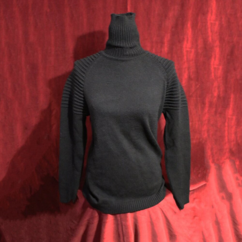 FOXBLOOD Turtleneck Sweater
